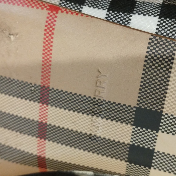 Authentic BURBERRY FLAT SHOES - Picture 5 of 10